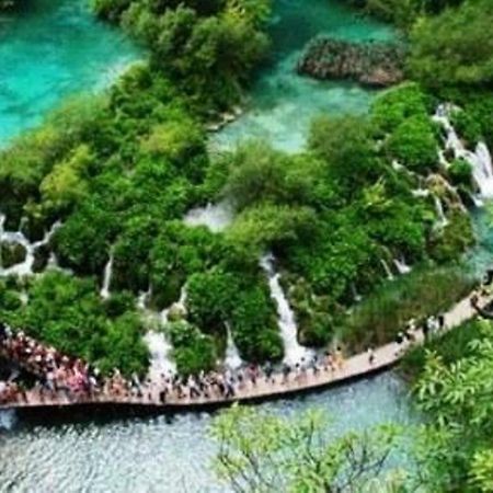 Plitvice Valley Apartments Licko Petrovo Selo Exteriér fotografie
